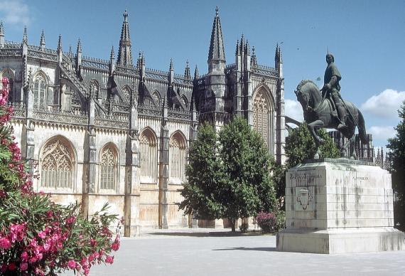 mosteiro-da-batalha-
